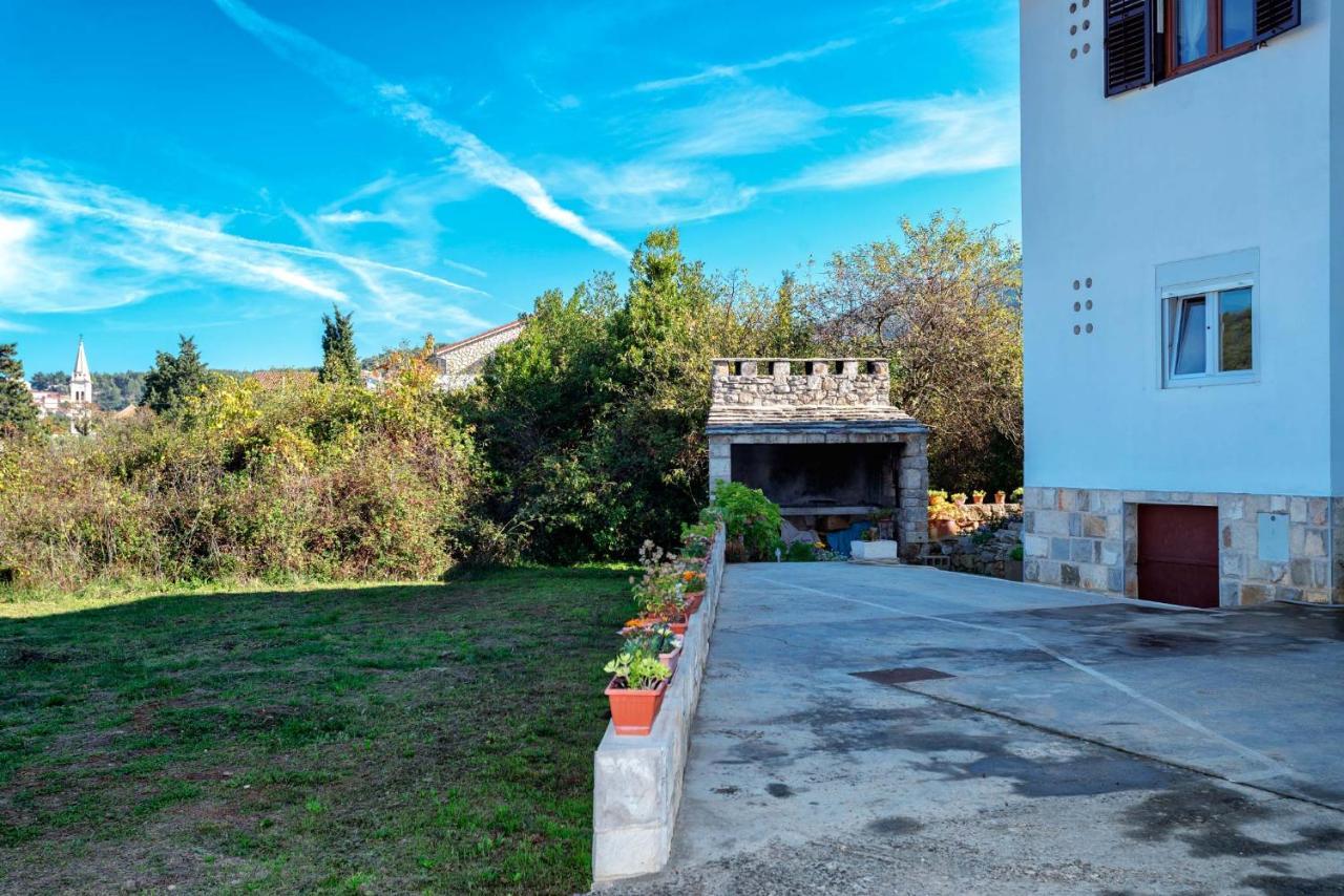 Apartments Draganic Jelsa  Εξωτερικό φωτογραφία