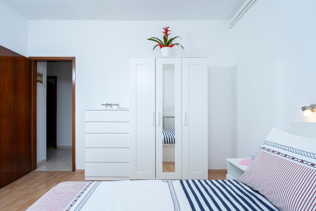 Apartments Draganic Jelsa  Εξωτερικό φωτογραφία