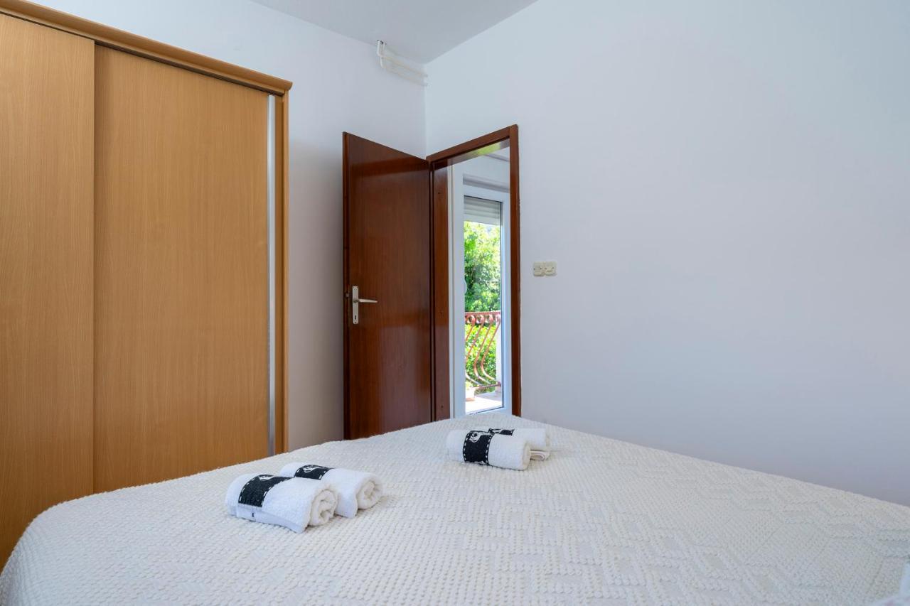 Apartments Draganic Jelsa  Εξωτερικό φωτογραφία