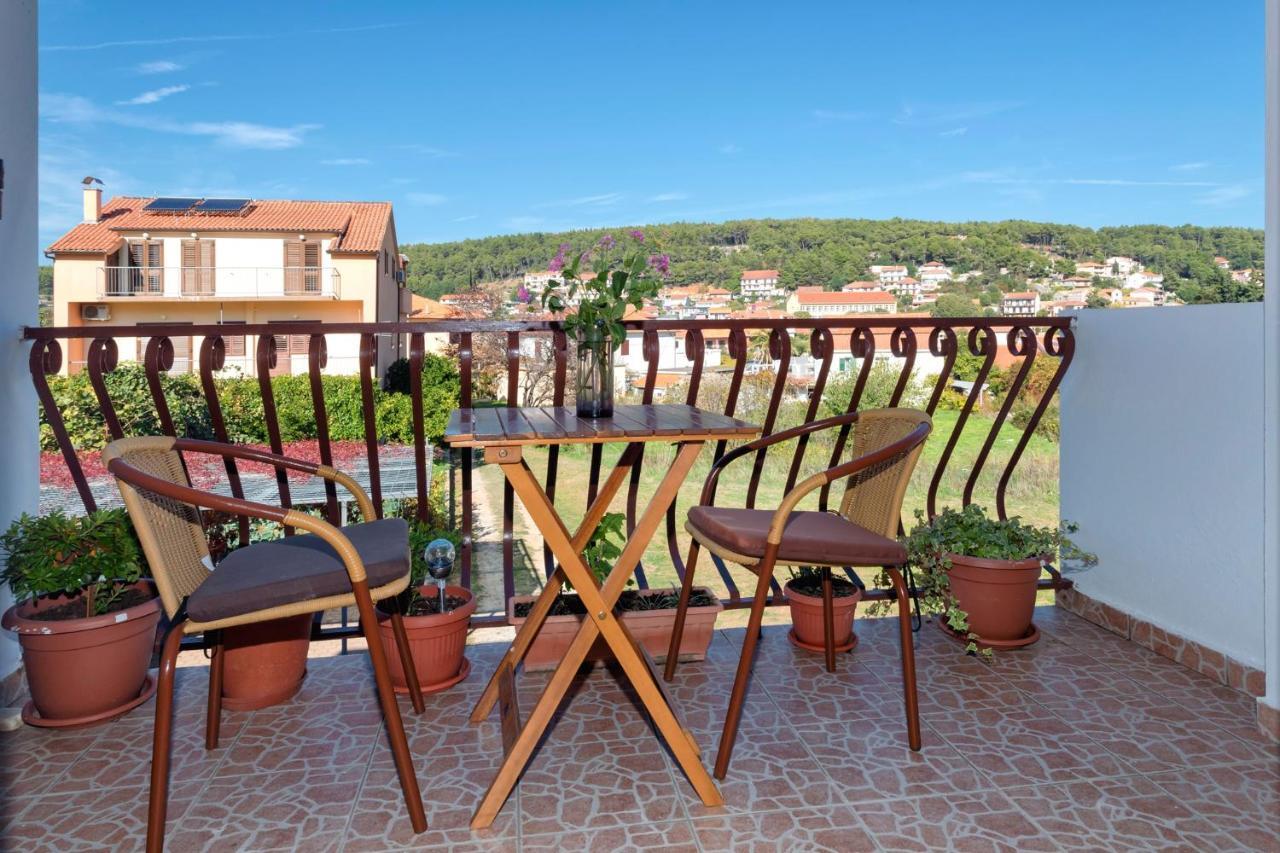 Apartments Draganic Jelsa  Εξωτερικό φωτογραφία